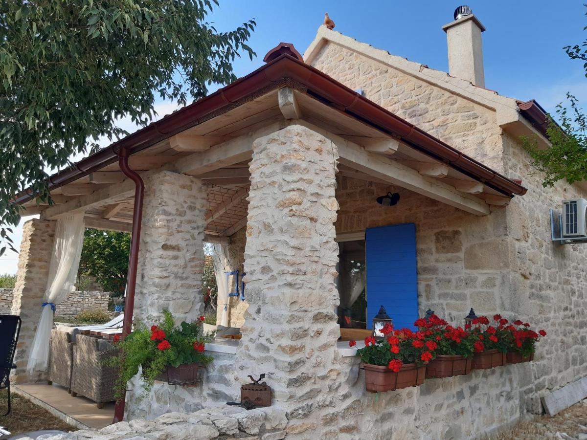 Holiday Home Toma Puljane Экстерьер фото