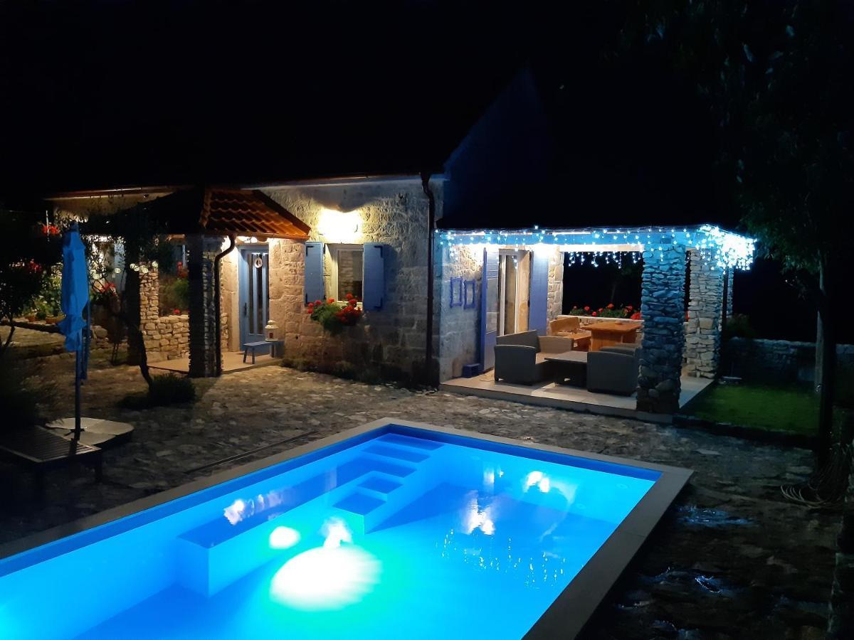 Holiday Home Toma Puljane Экстерьер фото
