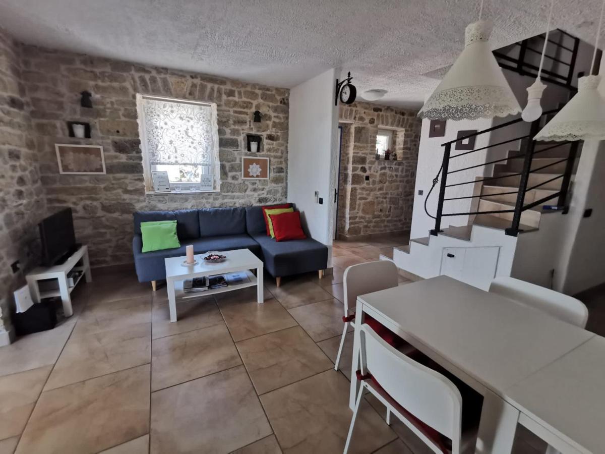 Holiday Home Toma Puljane Экстерьер фото