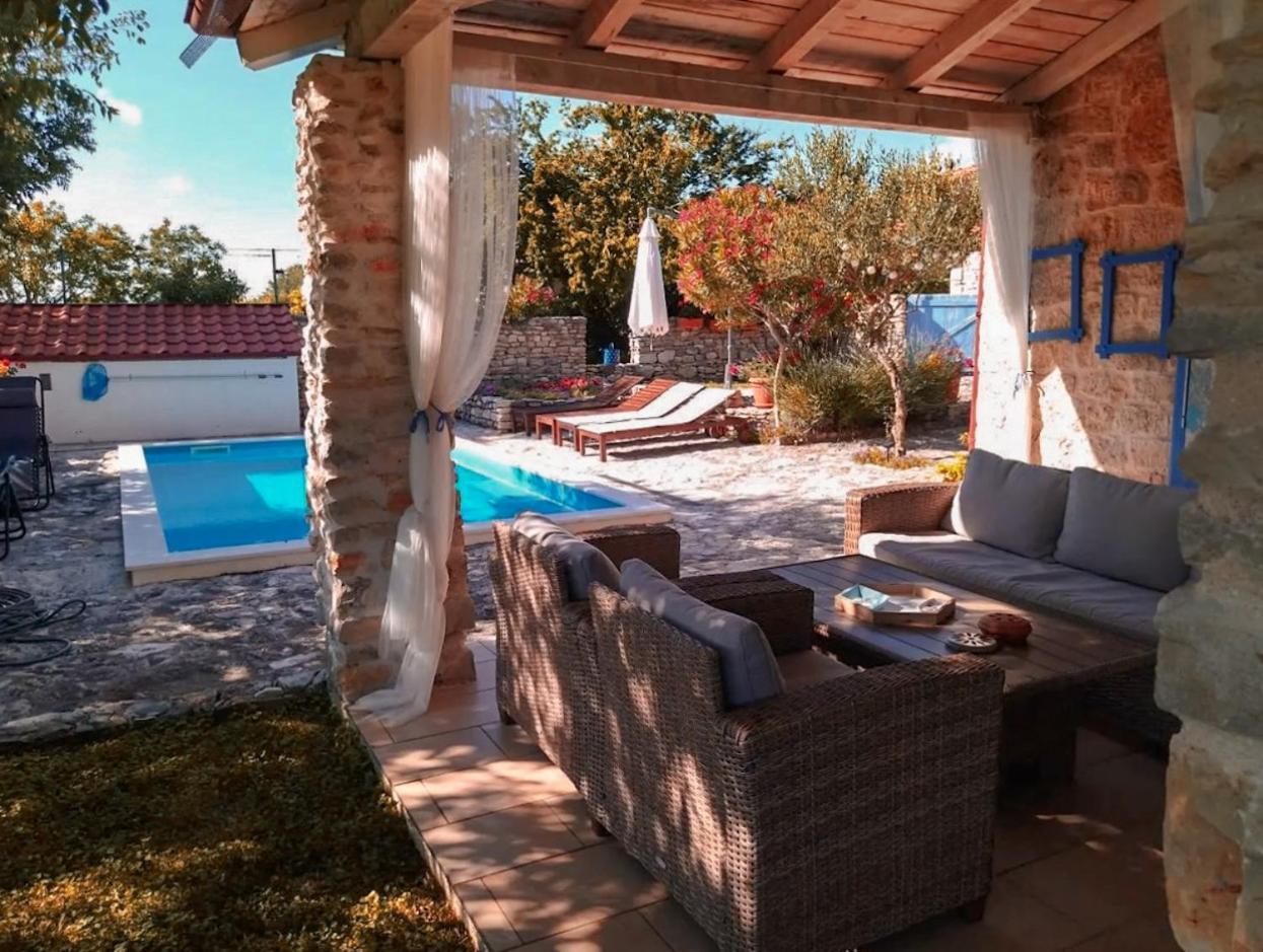 Holiday Home Toma Puljane Экстерьер фото