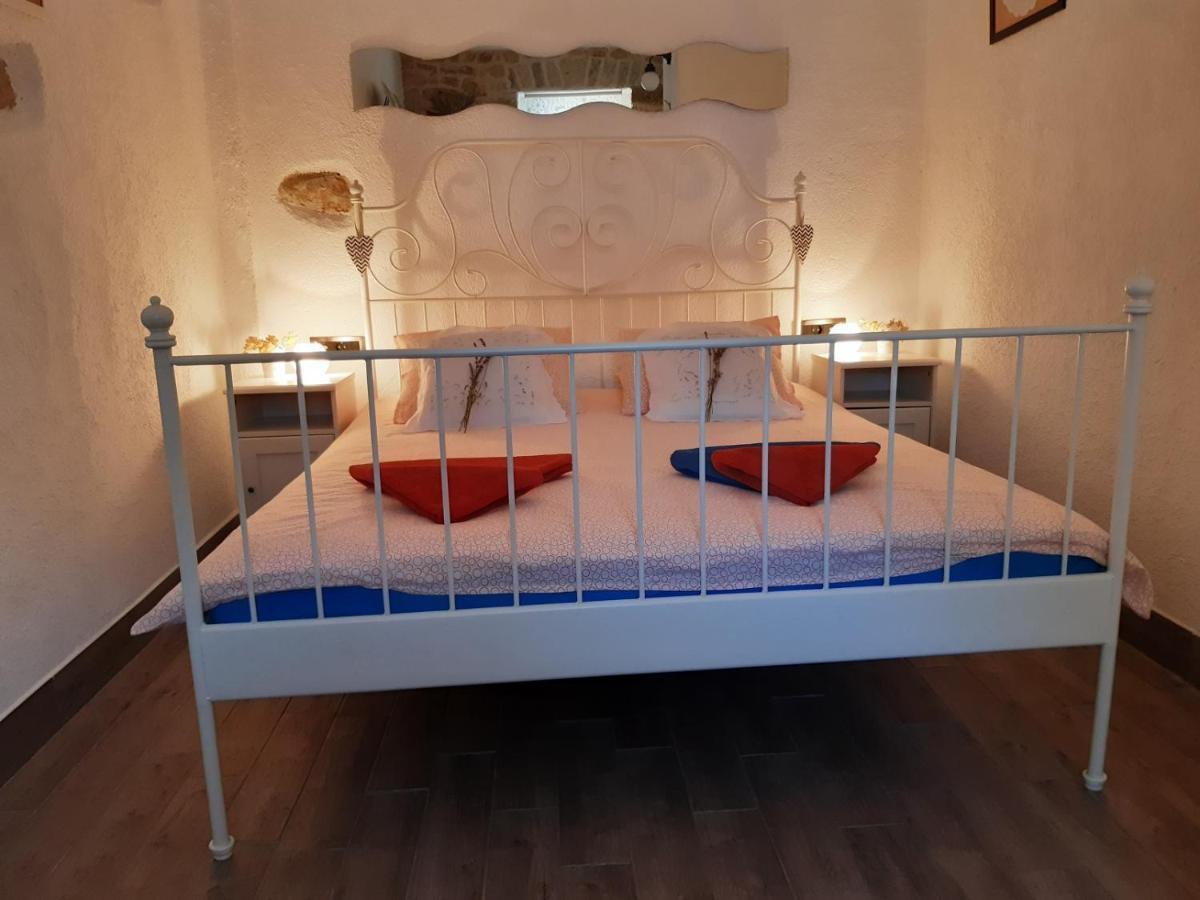 Holiday Home Toma Puljane Экстерьер фото